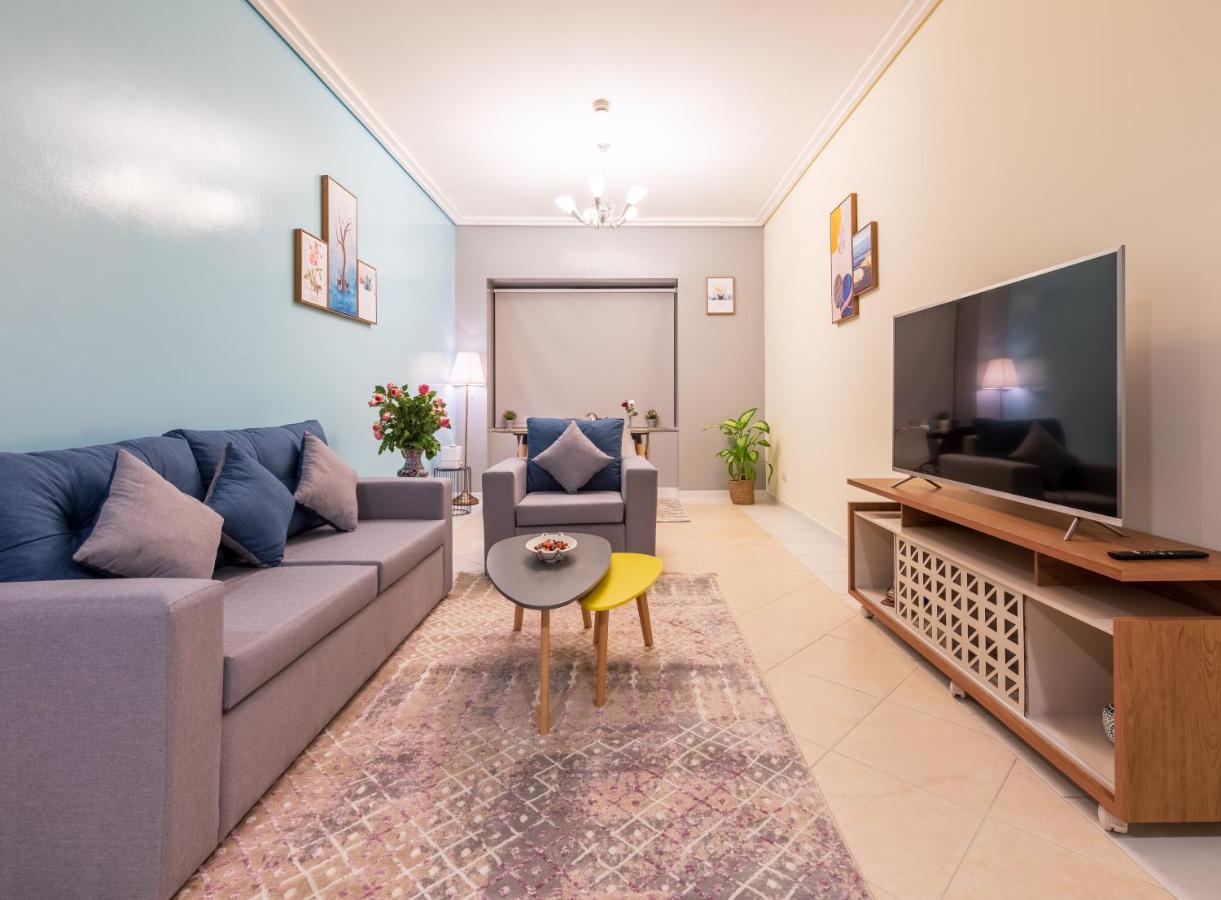 Trinity Holiday Homes - Sheikh Zayed Road Near To Financial Center Metro Station Dubái Exterior foto
