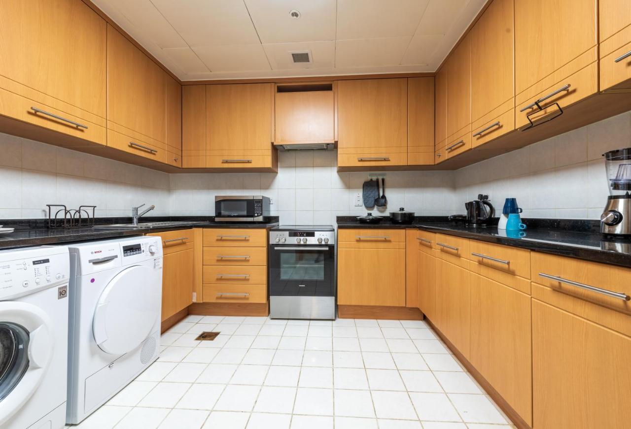 Trinity Holiday Homes - Sheikh Zayed Road Near To Financial Center Metro Station Dubái Exterior foto