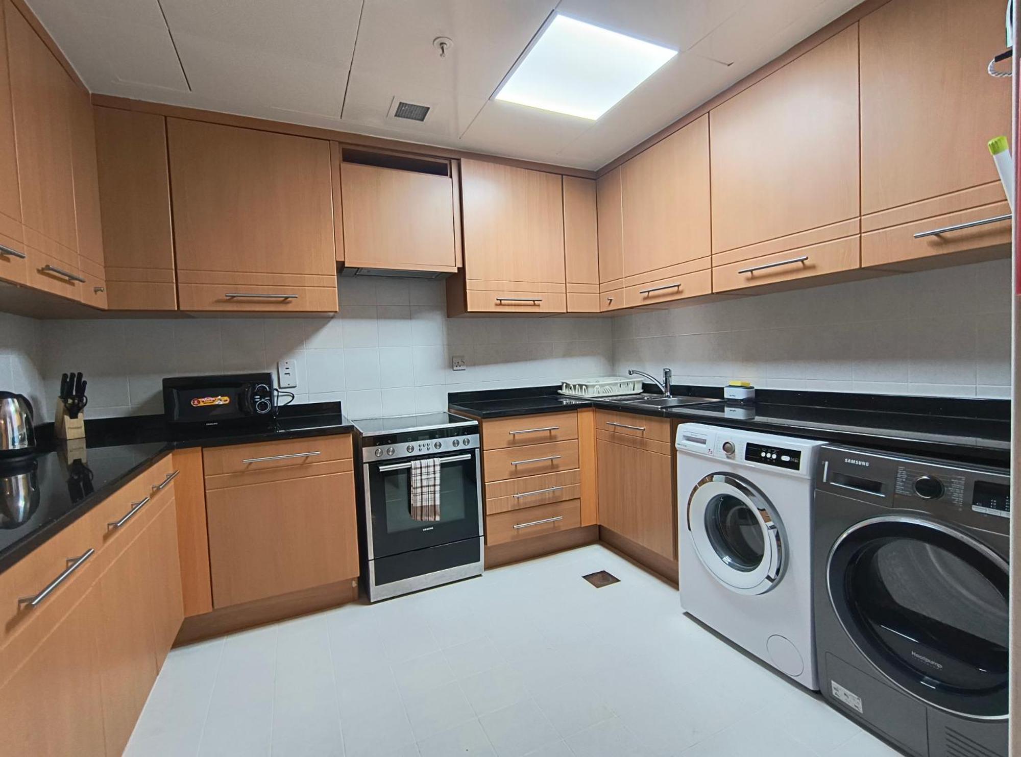 Trinity Holiday Homes - Sheikh Zayed Road Near To Financial Center Metro Station Dubái Exterior foto