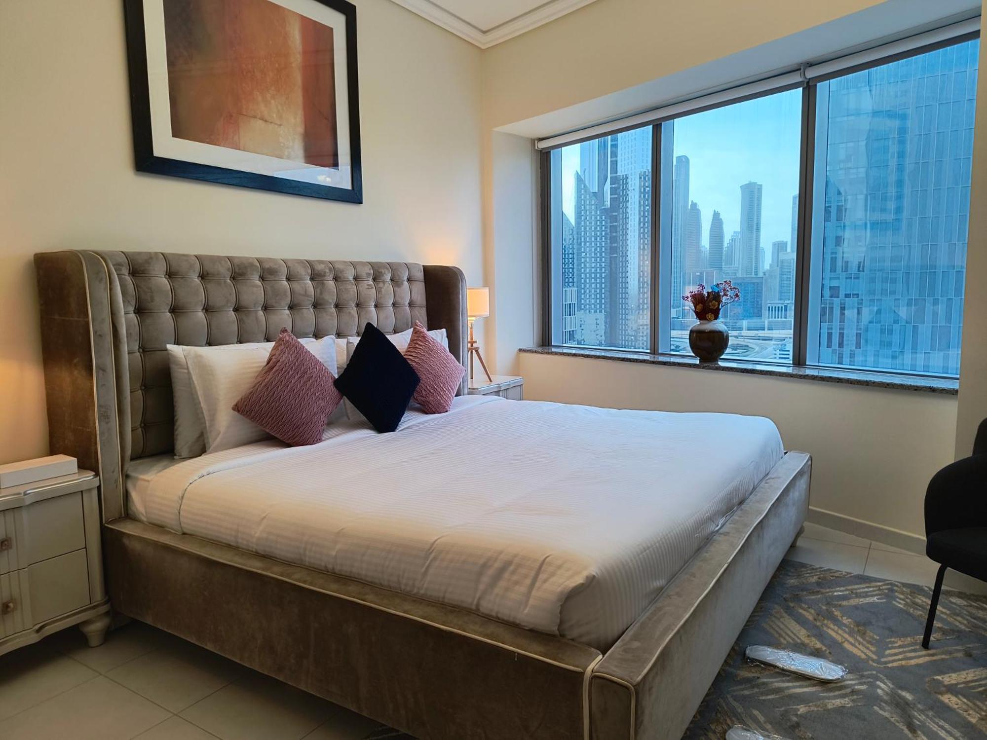 Trinity Holiday Homes - Sheikh Zayed Road Near To Financial Center Metro Station Dubái Exterior foto