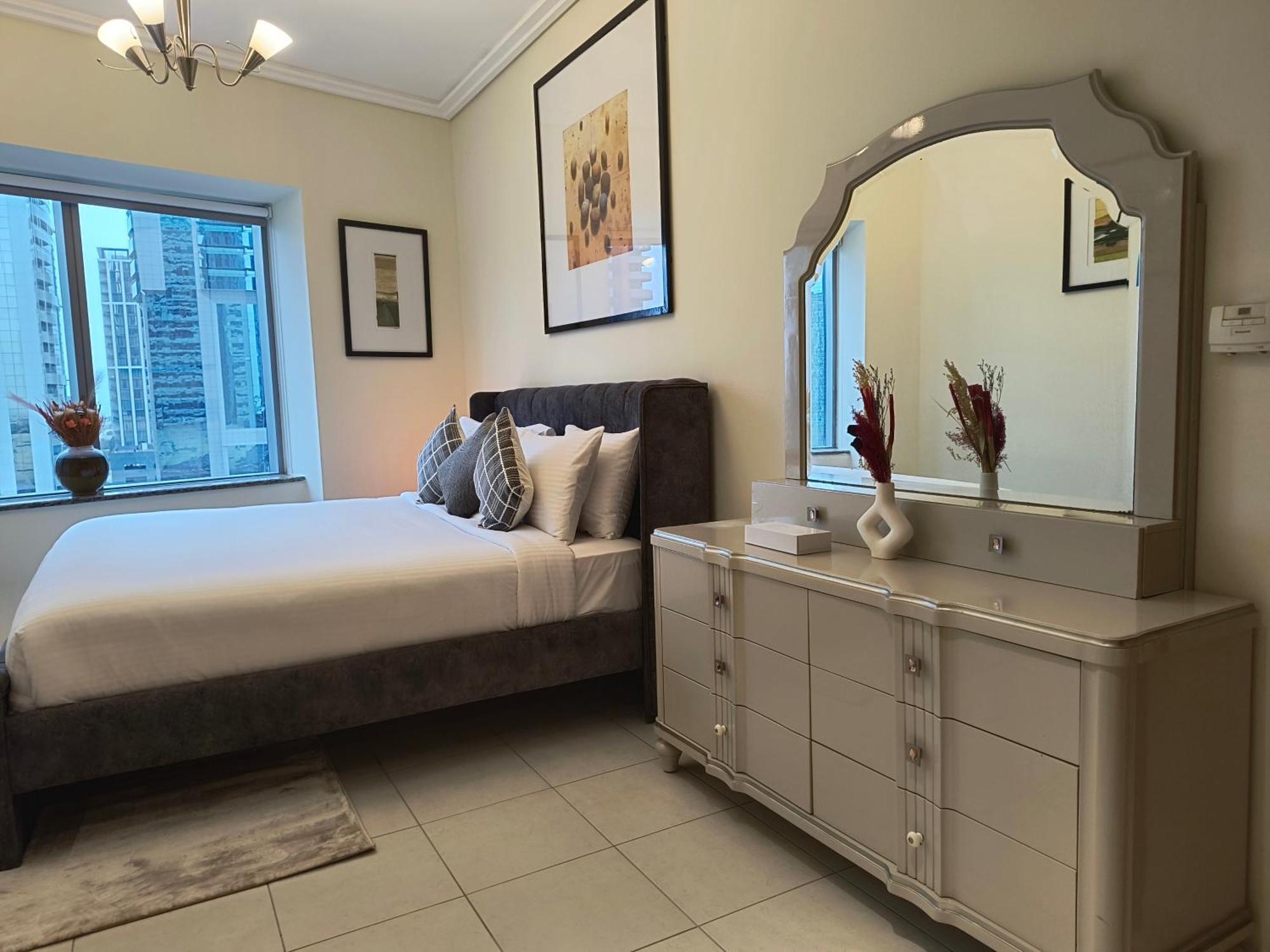 Trinity Holiday Homes - Sheikh Zayed Road Near To Financial Center Metro Station Dubái Exterior foto