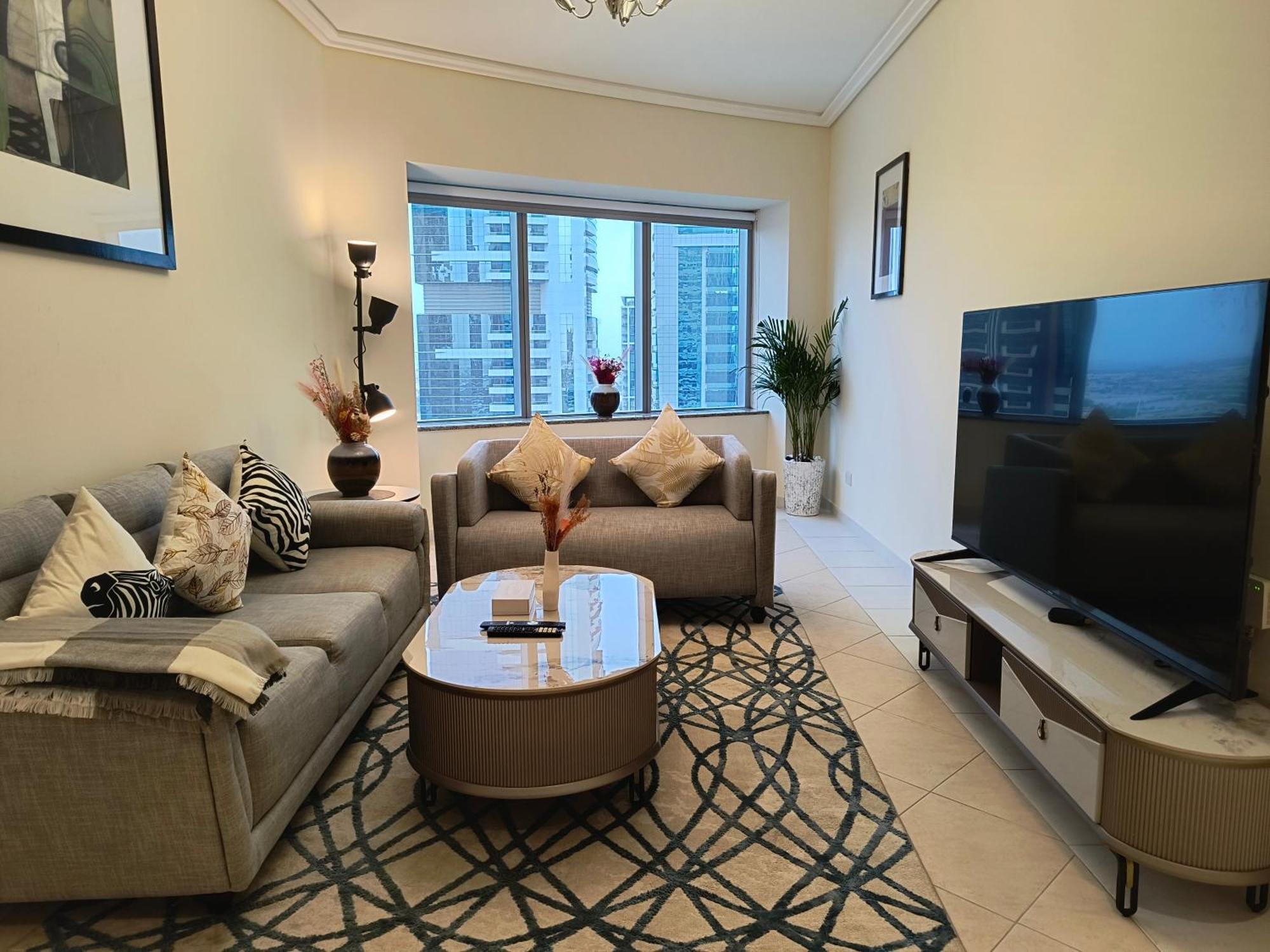Trinity Holiday Homes - Sheikh Zayed Road Near To Financial Center Metro Station Dubái Exterior foto