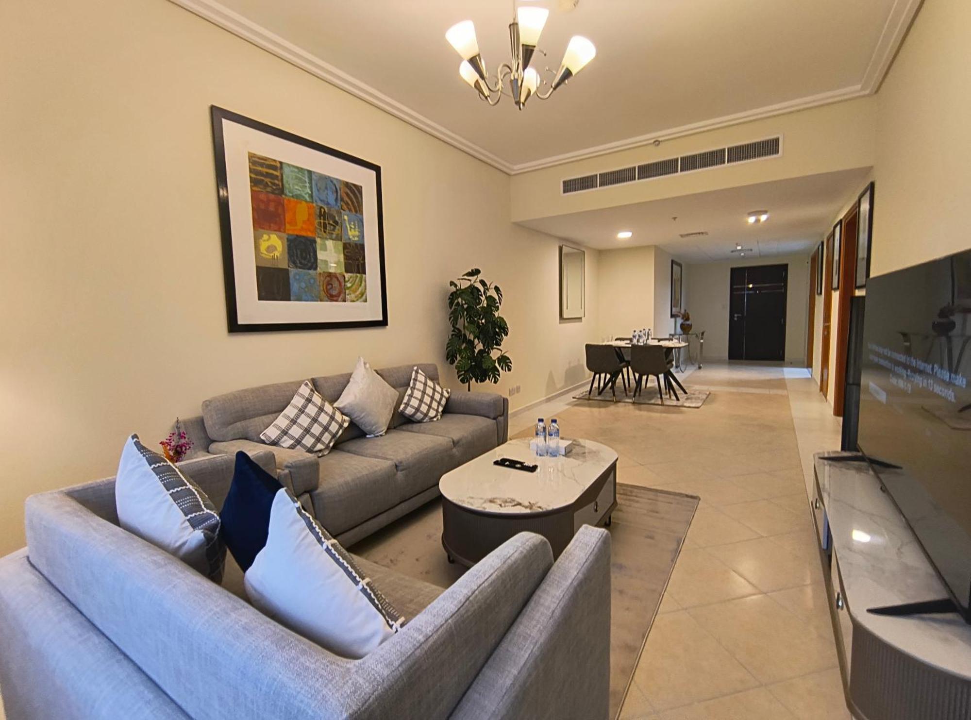 Trinity Holiday Homes - Sheikh Zayed Road Near To Financial Center Metro Station Dubái Exterior foto