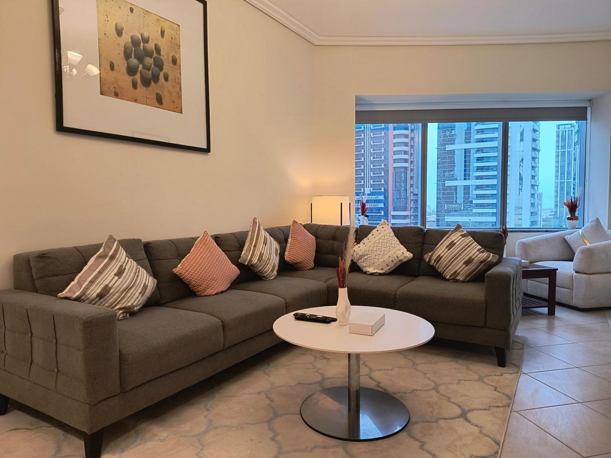 Trinity Holiday Homes - Sheikh Zayed Road Near To Financial Center Metro Station Dubái Exterior foto