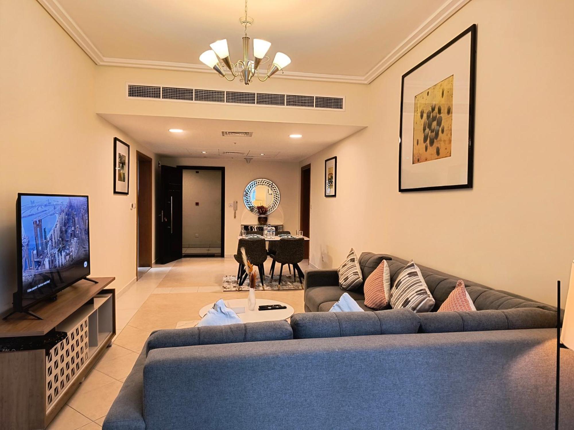 Trinity Holiday Homes - Sheikh Zayed Road Near To Financial Center Metro Station Dubái Exterior foto